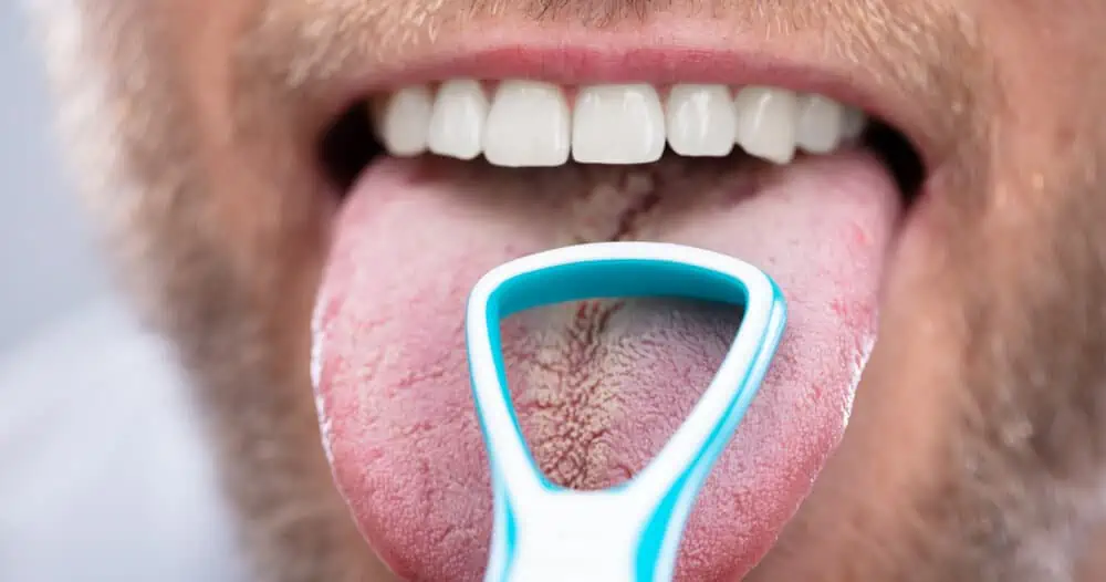 How to Clean Your Tongue - What is the Best Tongue Scraper?