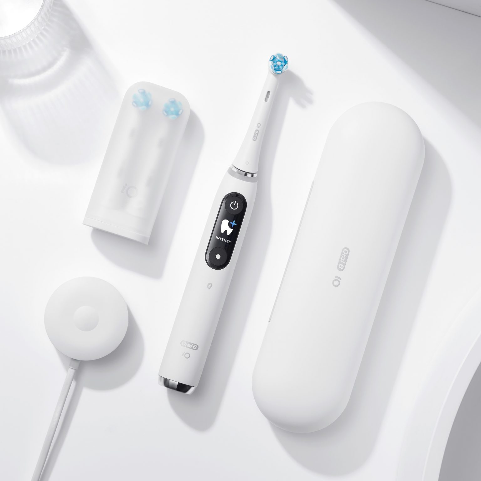 Oral-B IO Toothbrush Review (UK): Guide To Features & Costs