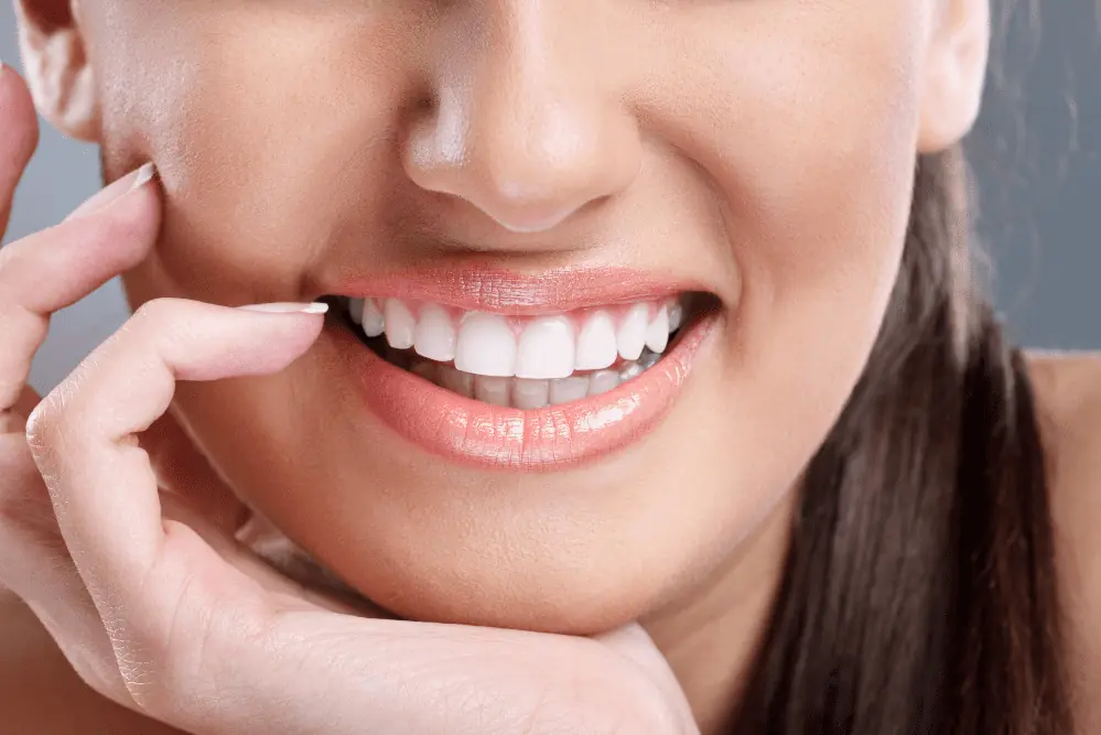 Can You Whiten Veneers? Teeth Whitening Tips For Veneers Tips