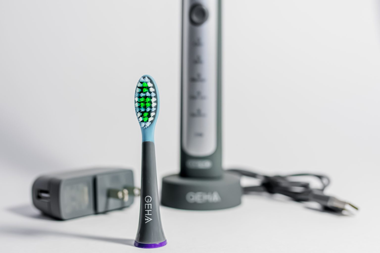 OralB vs Sonicare Which Electric Toothbrush is the Best?